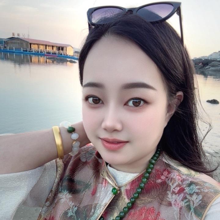 九号掌柜•老山檀香(娟姐)