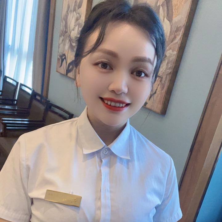 嘉仕达酒店总监李玉