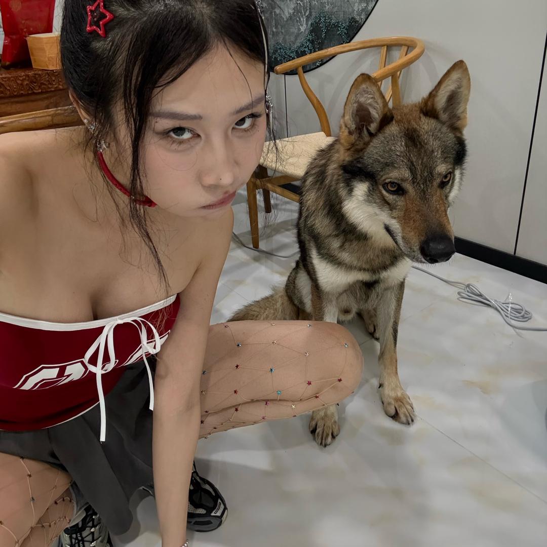 侯宝孜