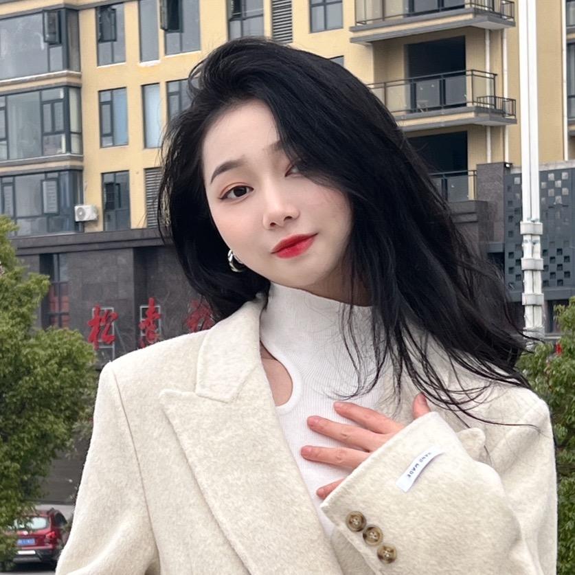晓莉服饰穿搭