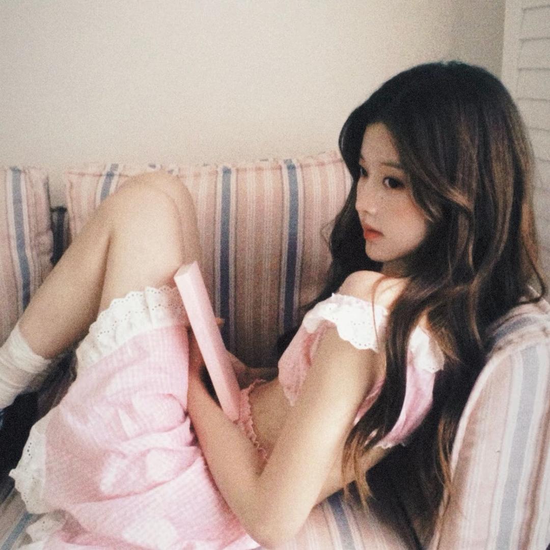 同学你叫什么名字^