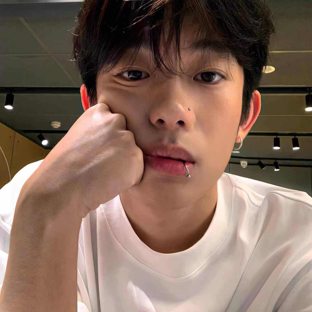 @YU
