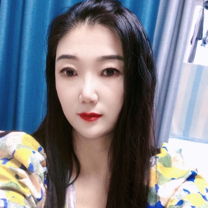 靓衣坊小慧的服装店