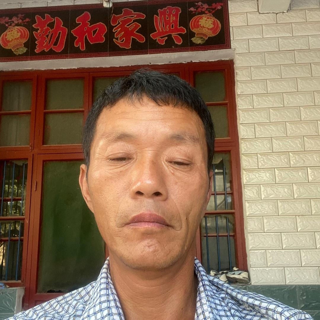 卢加军