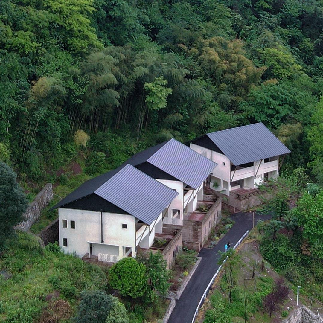 大乐之野民宿(重庆四面山店)