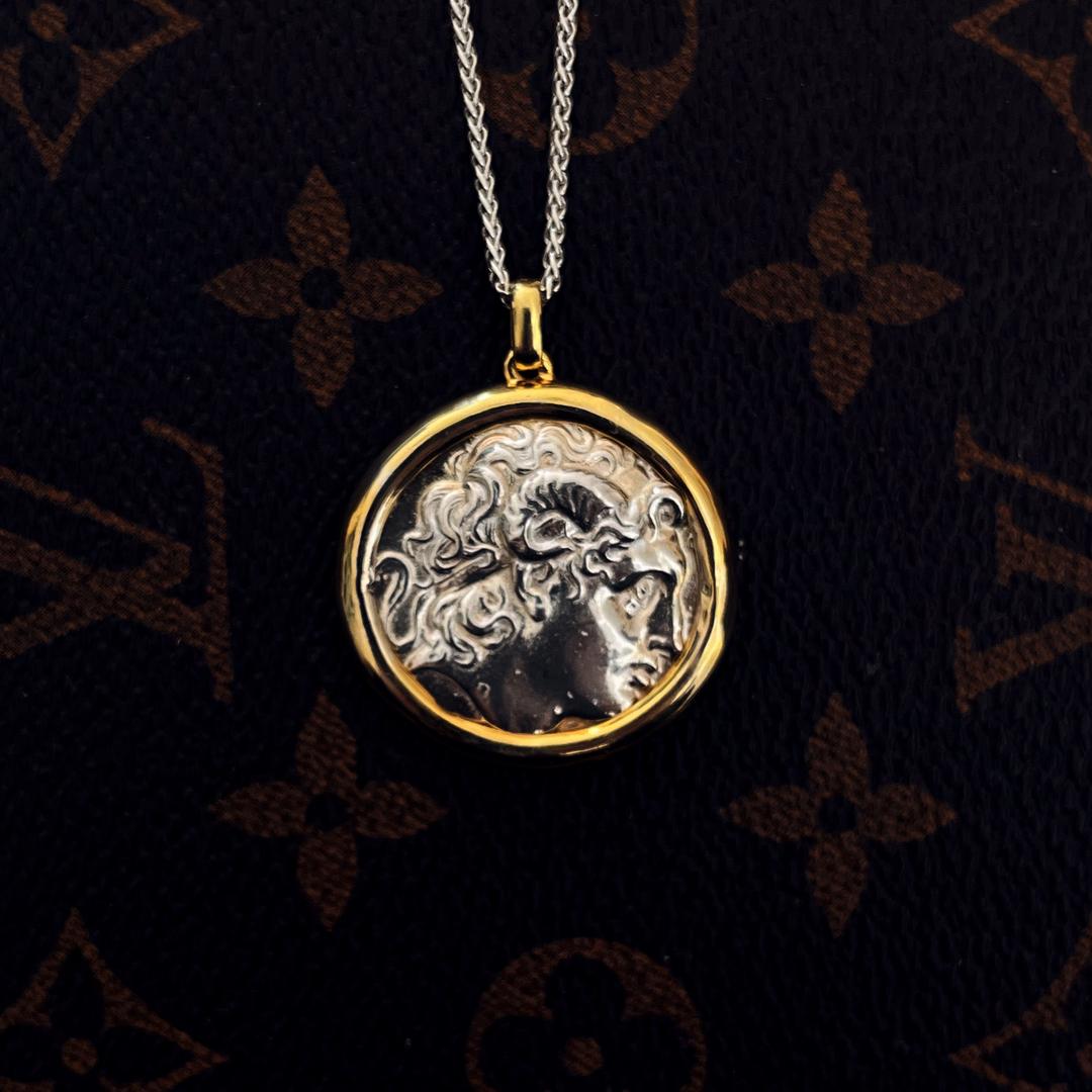 雅典娜的时尚匣