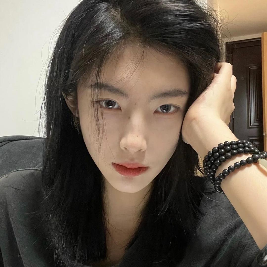 何潇潇
