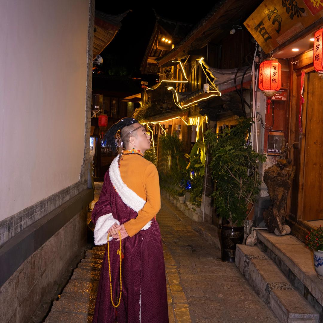福泽逸影