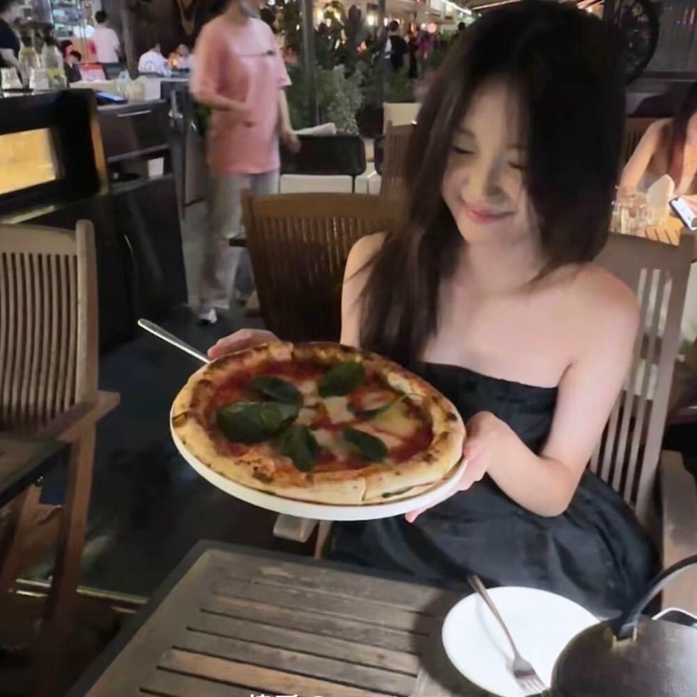 爱吃汉堡🍔