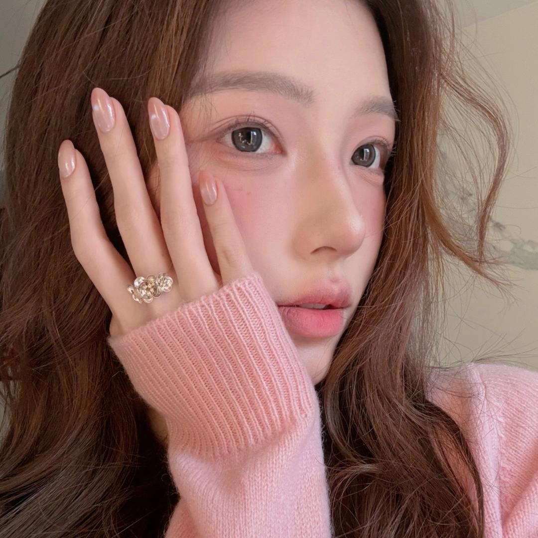 Fingertips💅