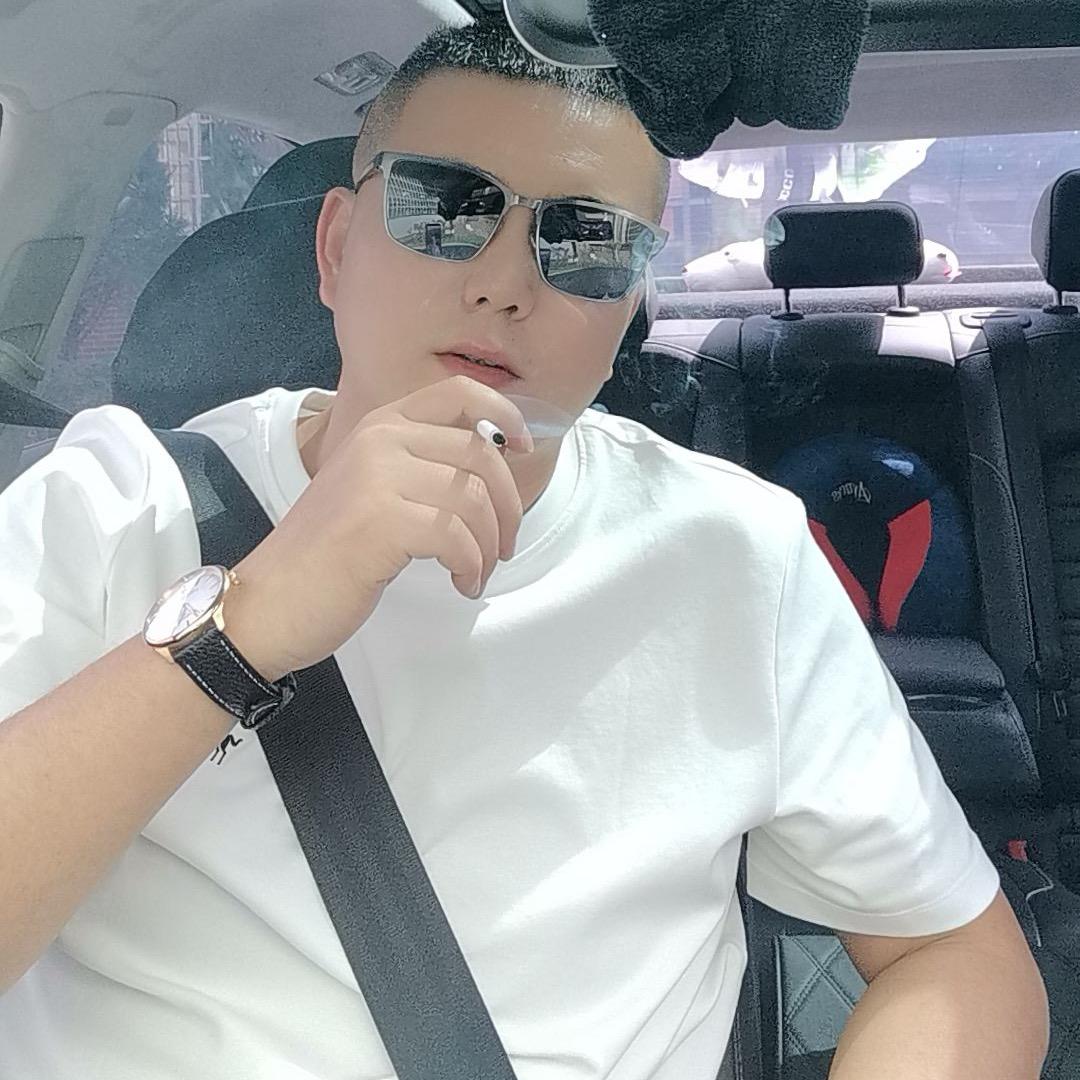 小扬