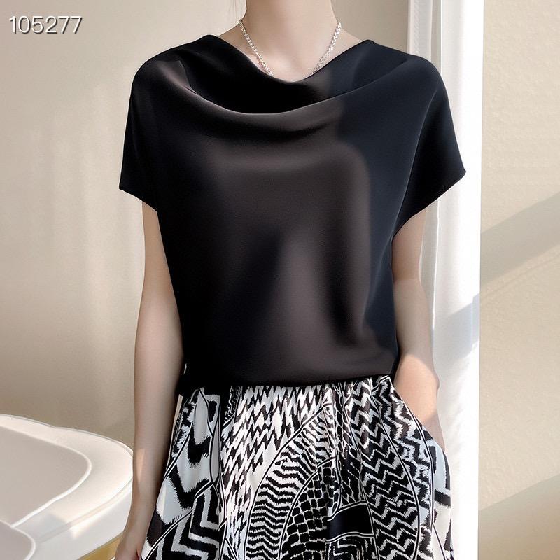 佐云奴清河县牧云绒毛制品有限公司女装专卖店