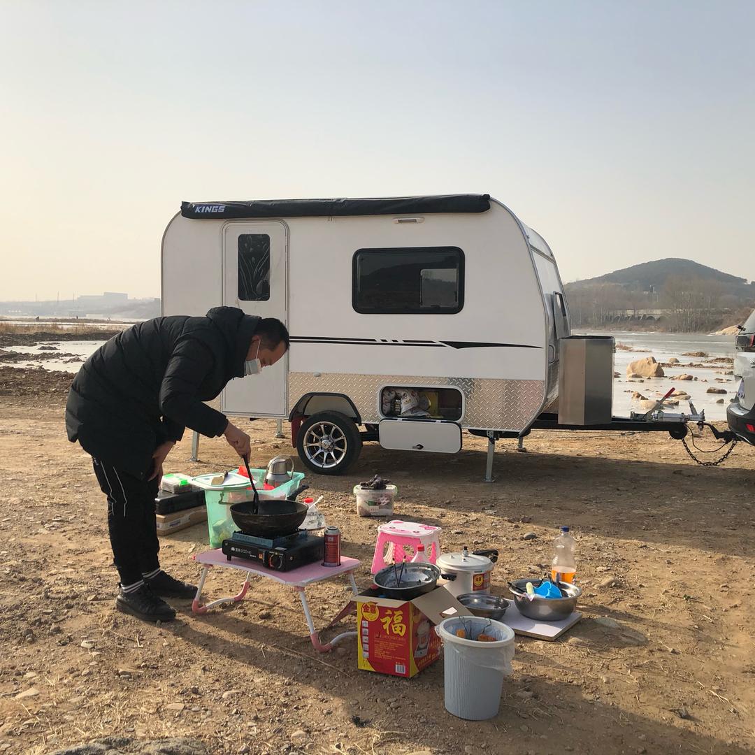 霞姐大妮烧烤 BOSS