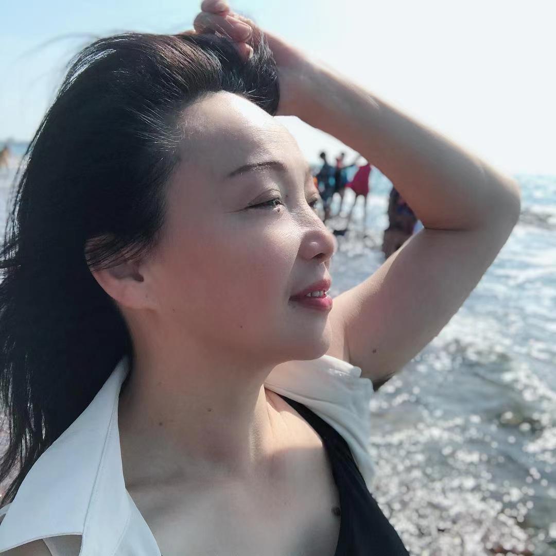 瑛子
