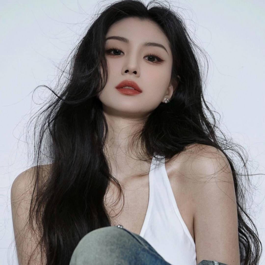 😎𝗦𝘂𝗻ᐝ大 玲