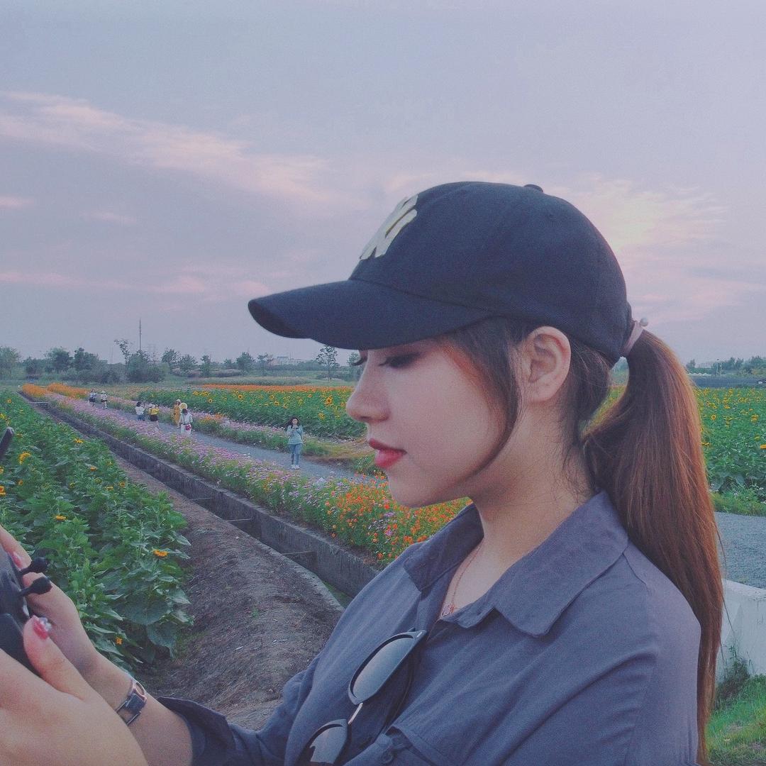 女飞手妮家
