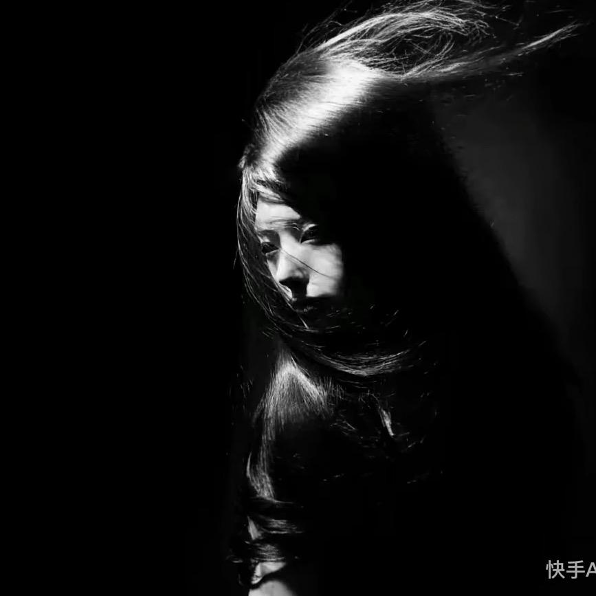 每天提肛一千次以防老了夹不住被护工暴揍