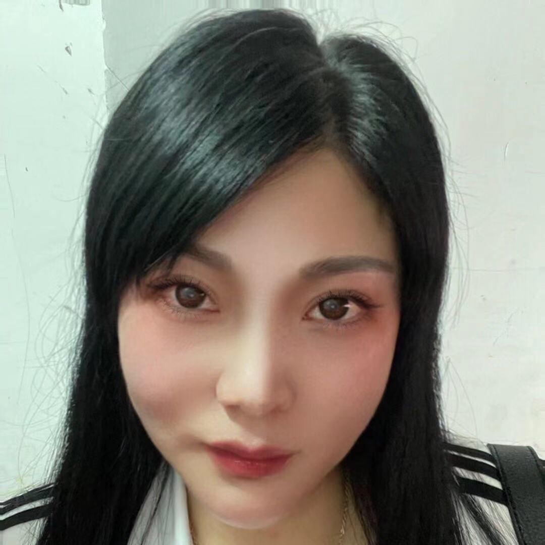 小朵朵🎤(早上九点半首播）