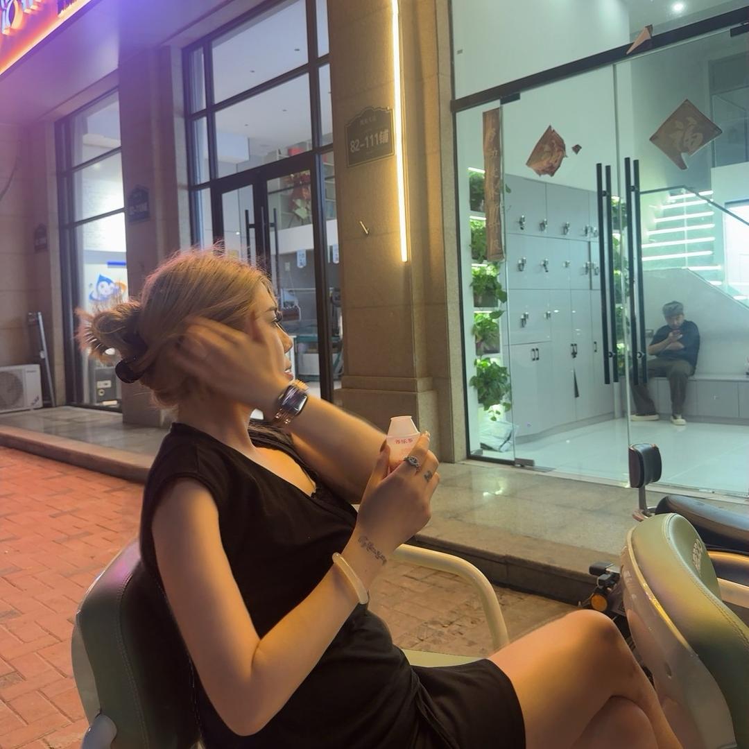 汤姆造型SALON  总经理