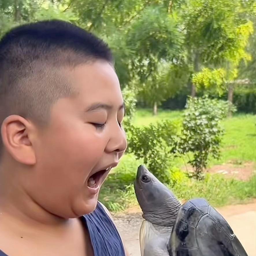 天空中的云朵（减肥中瘦30斤）