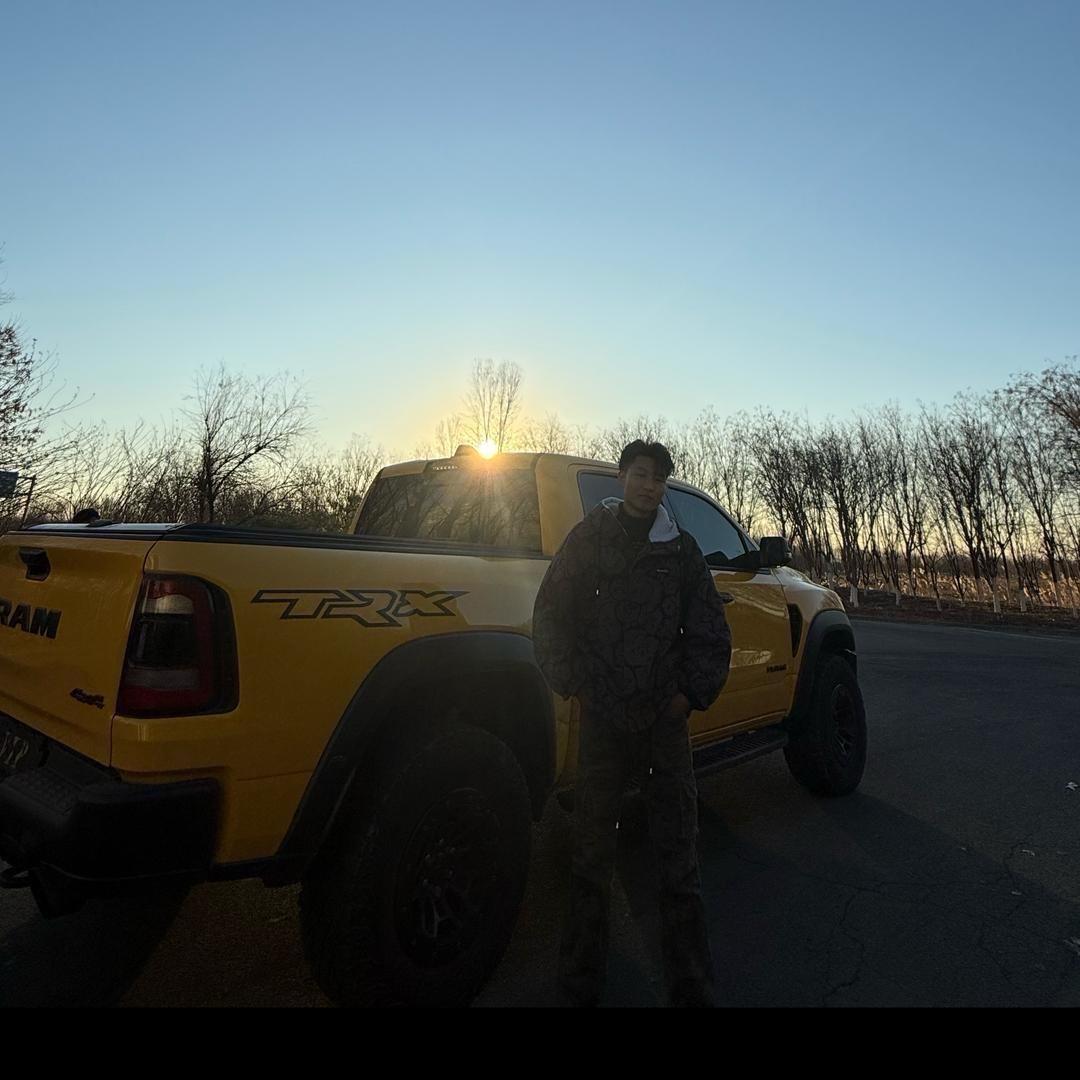 老豪华车库梁梁