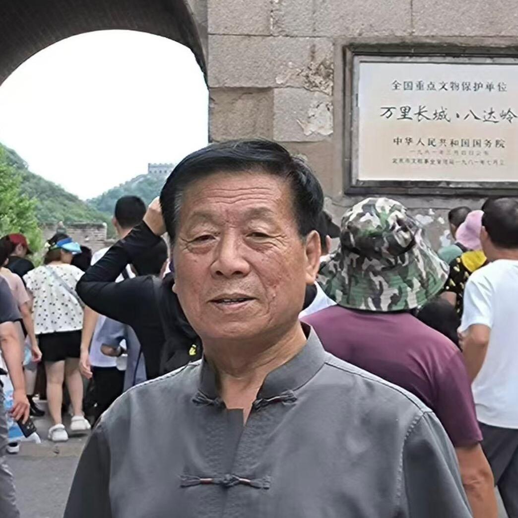 辉县建国