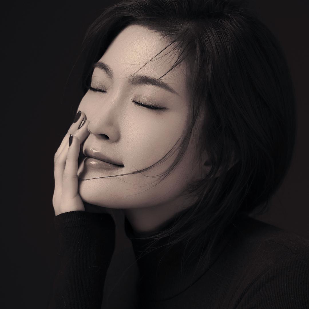 佳妮儿  ᥫᩣ