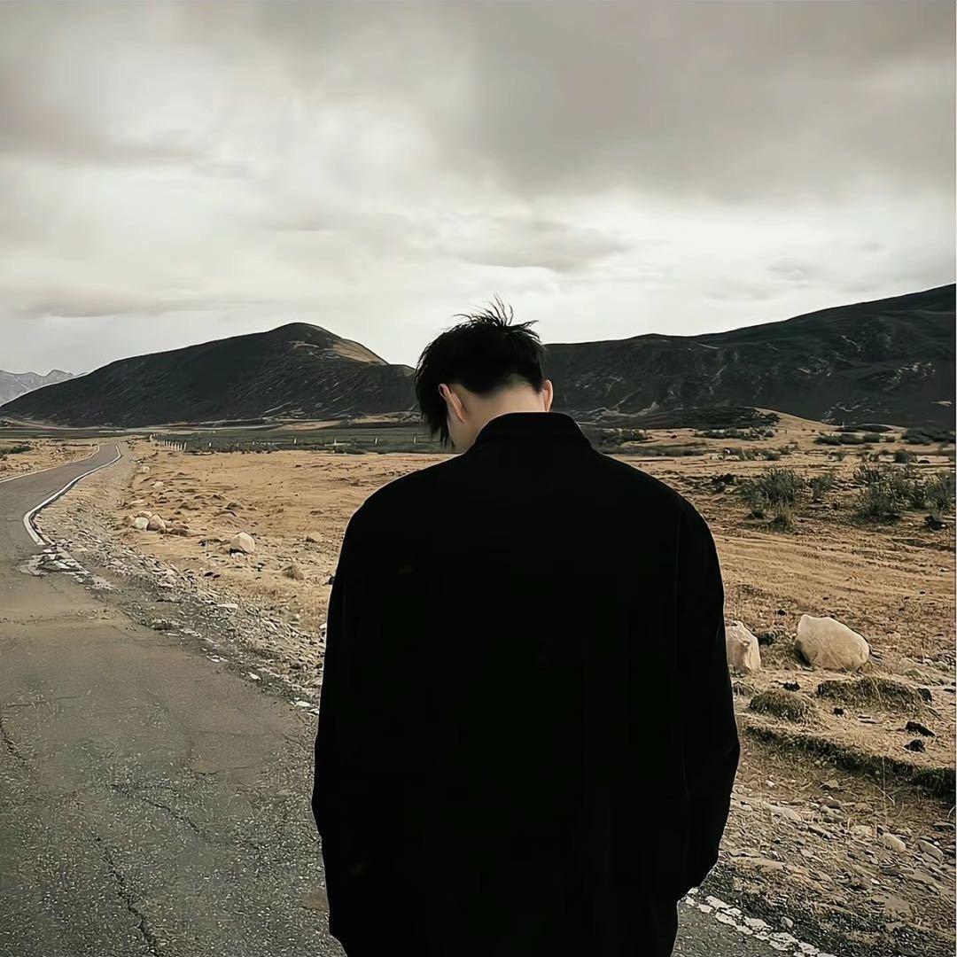 白亦楠📷