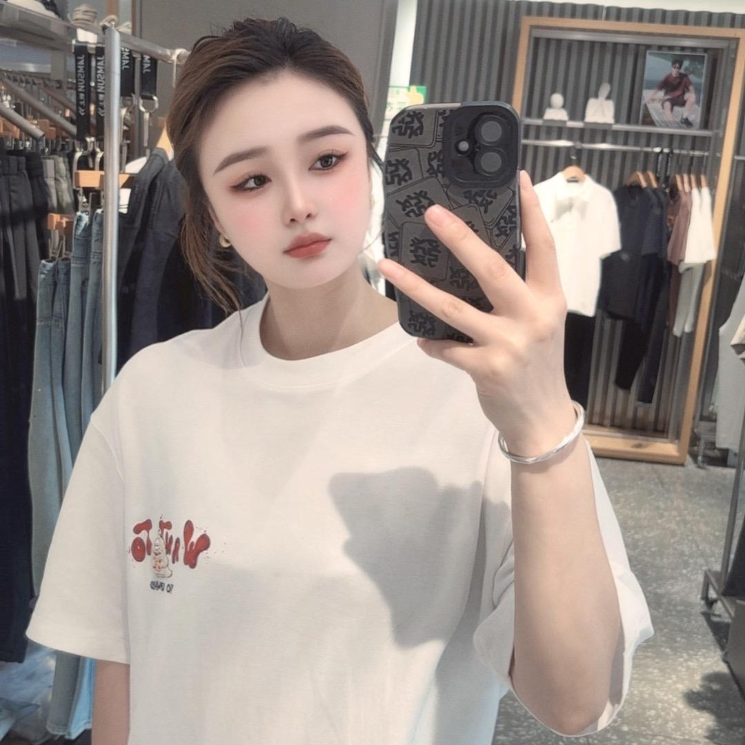 草莓🍓甜甜圈🍩