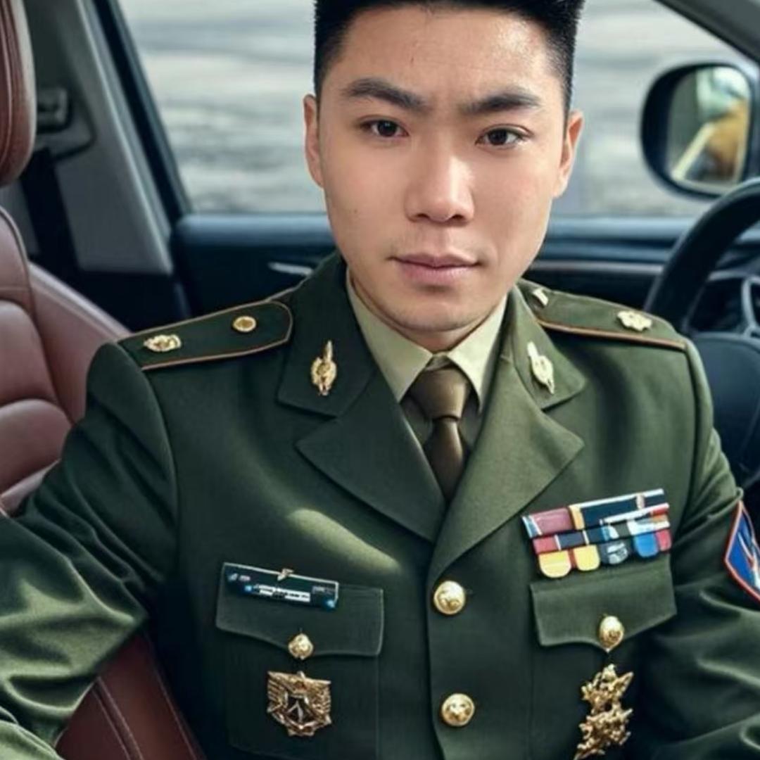 👉阿坤👨‍✈️