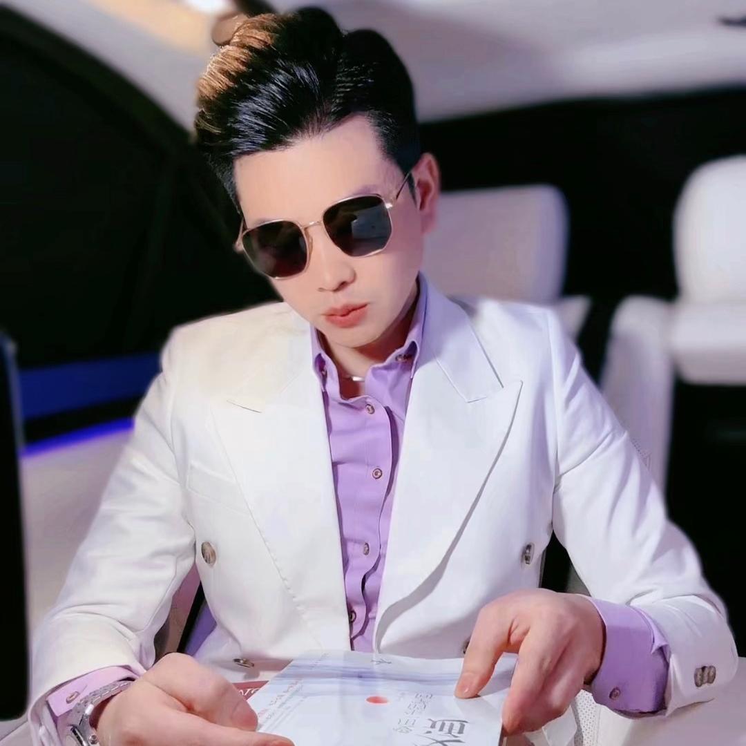 小不不🔥傲思卡