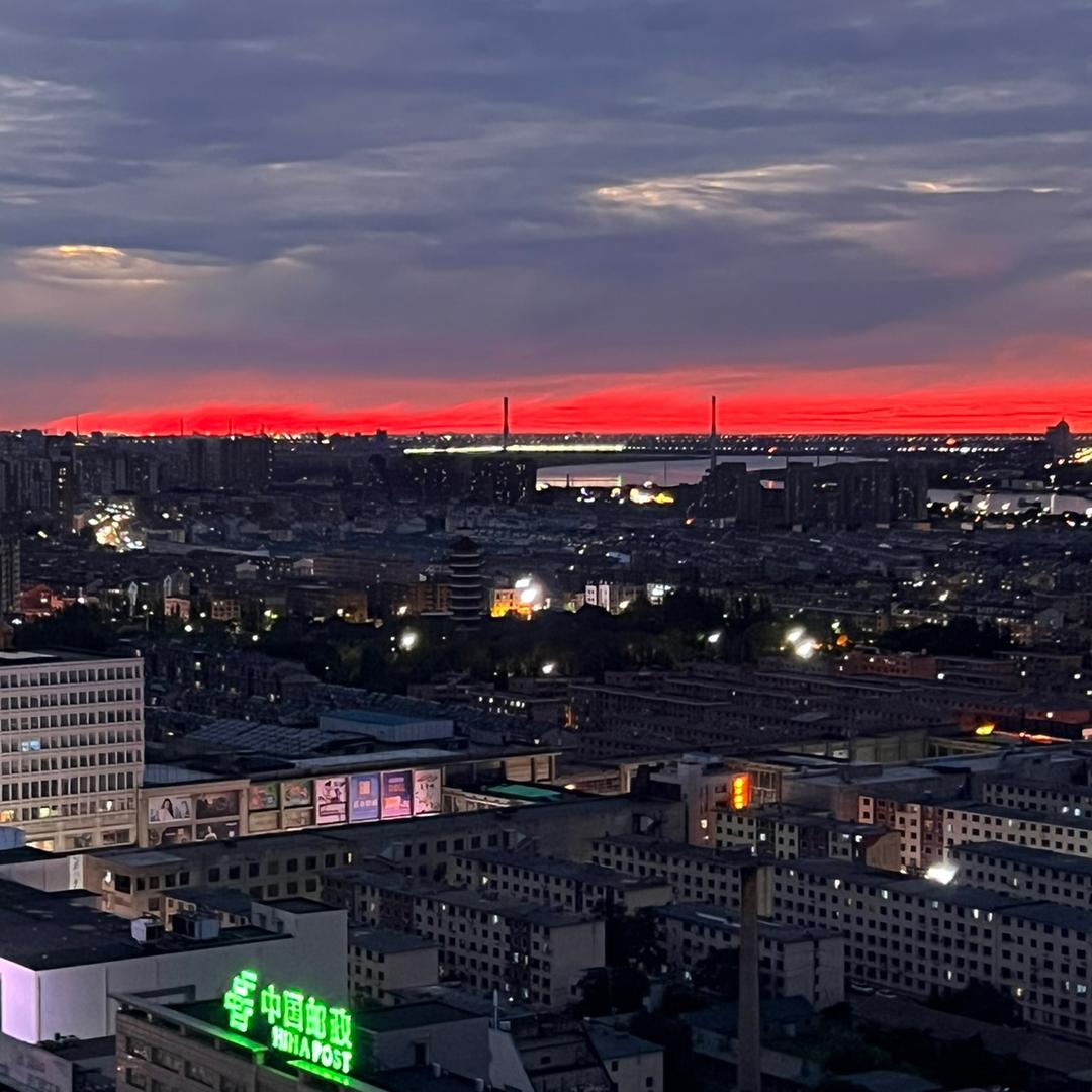 大卷爸爸、🏍️