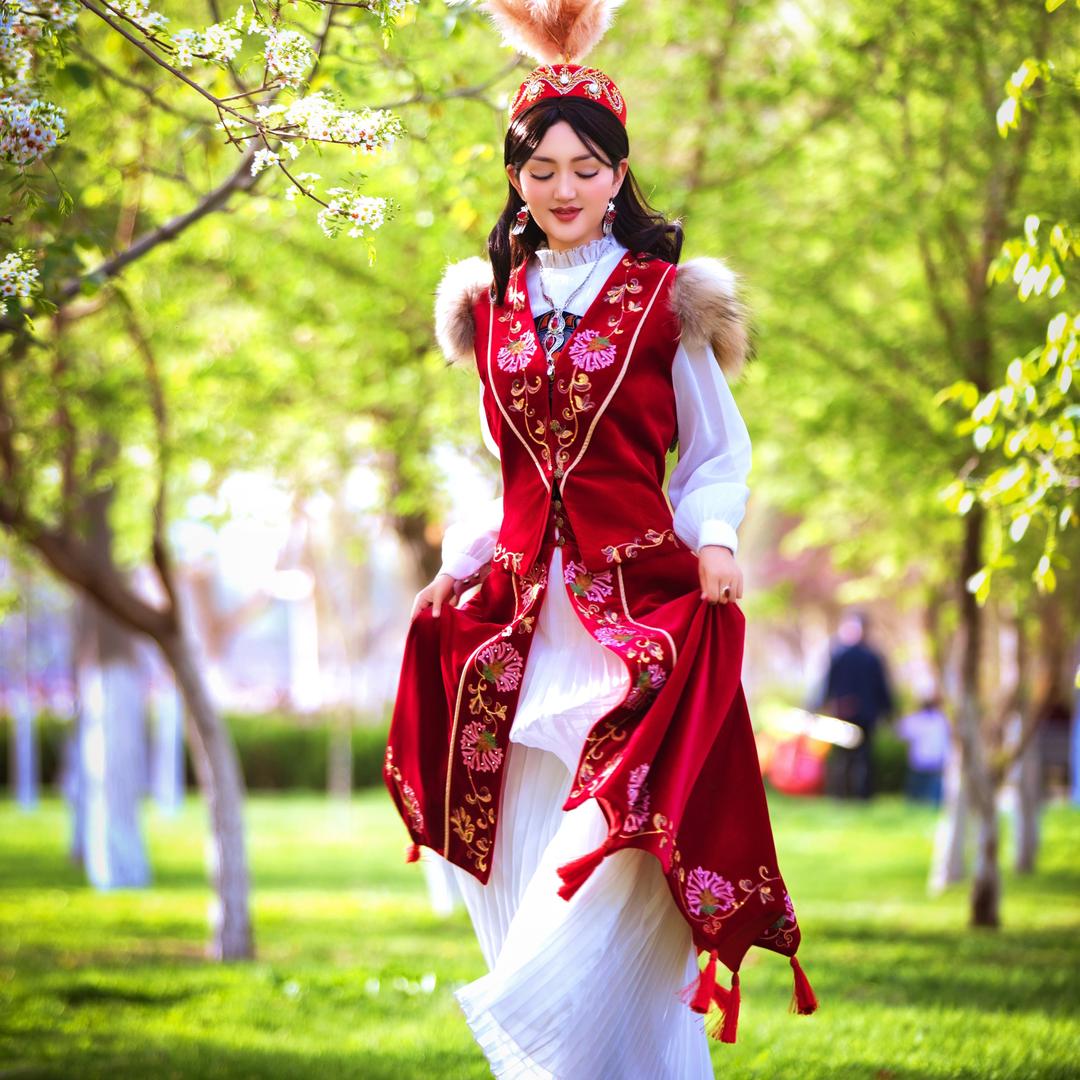 AISANAT 高端服饰