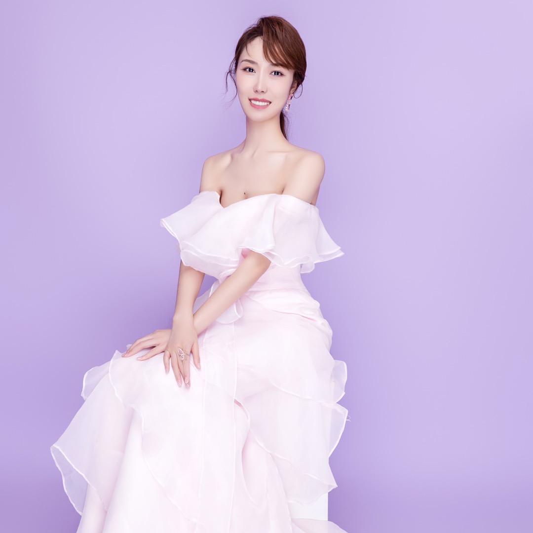 婷婷声乐硕士教唱歌