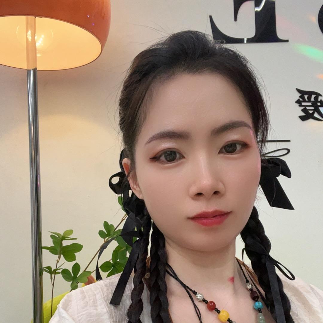 阿雅¹助力号
