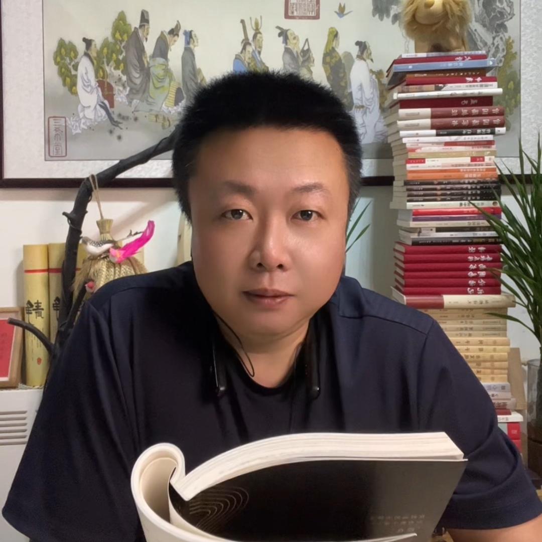 爱看书的猫
