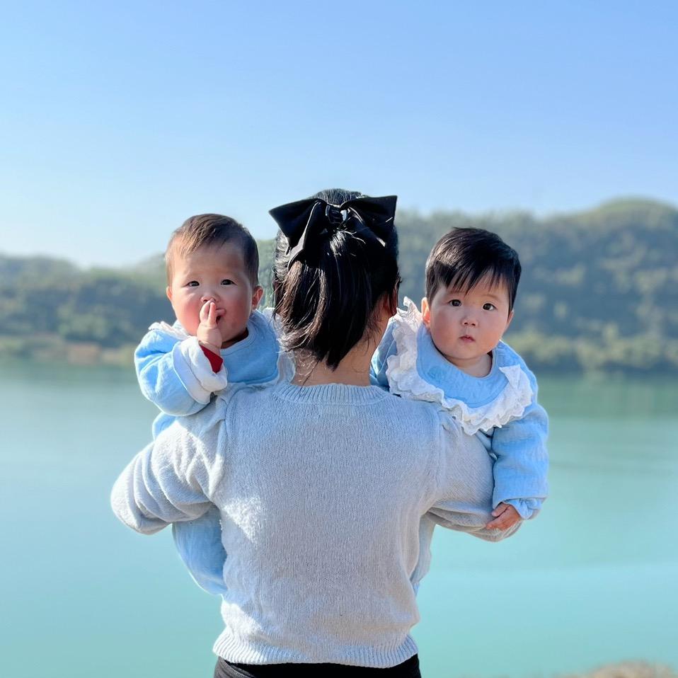 黄小颂