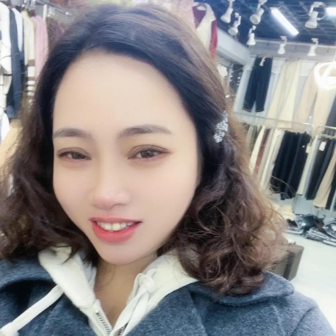 158的高燕在常州做微胖女装