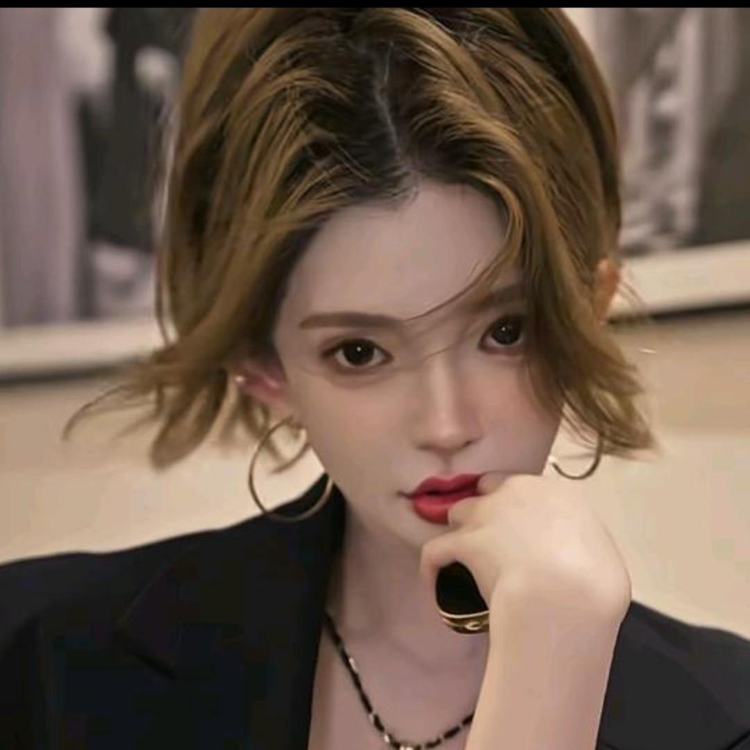 黄加蓝Lora【每日穿搭】