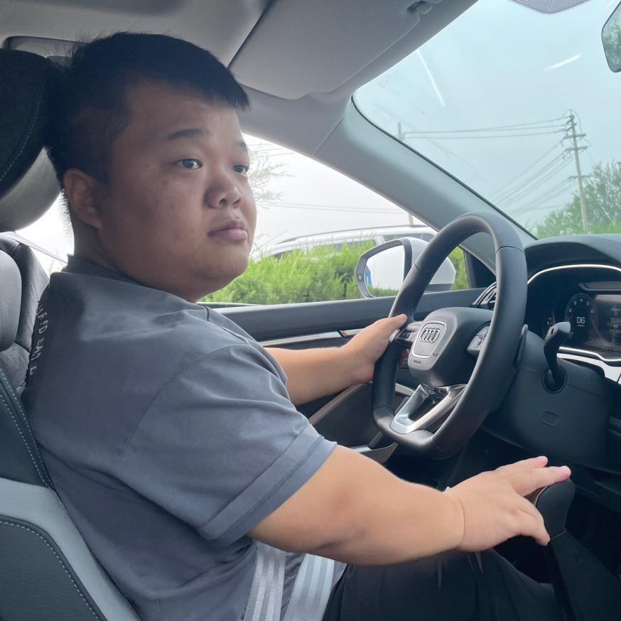 杨一笑