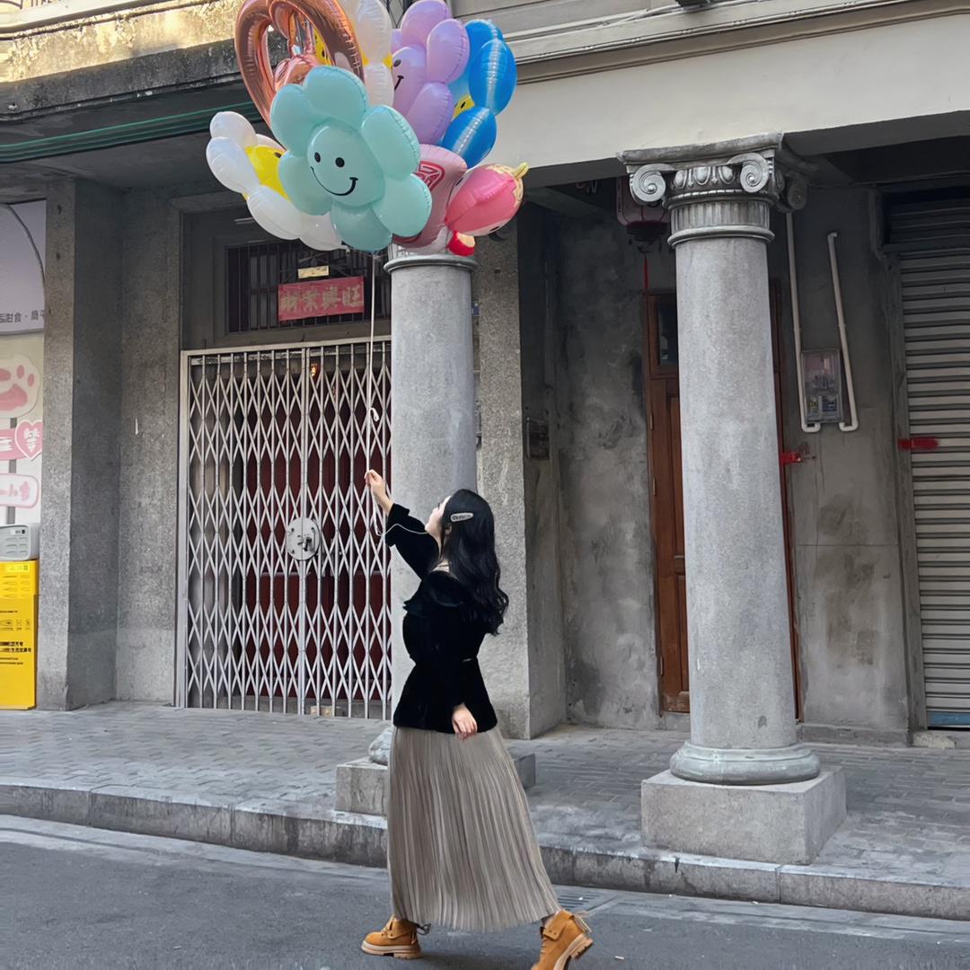 君君君o0头像