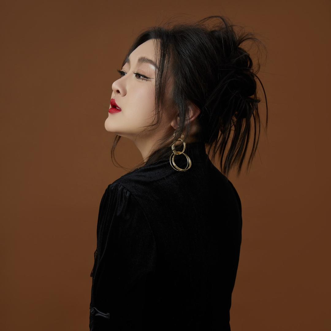 祝君 歌剧院女高音