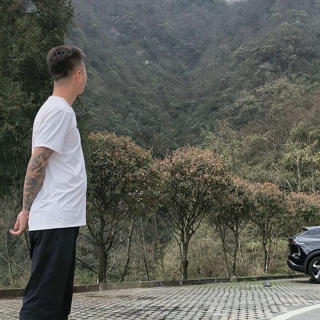 刘旭