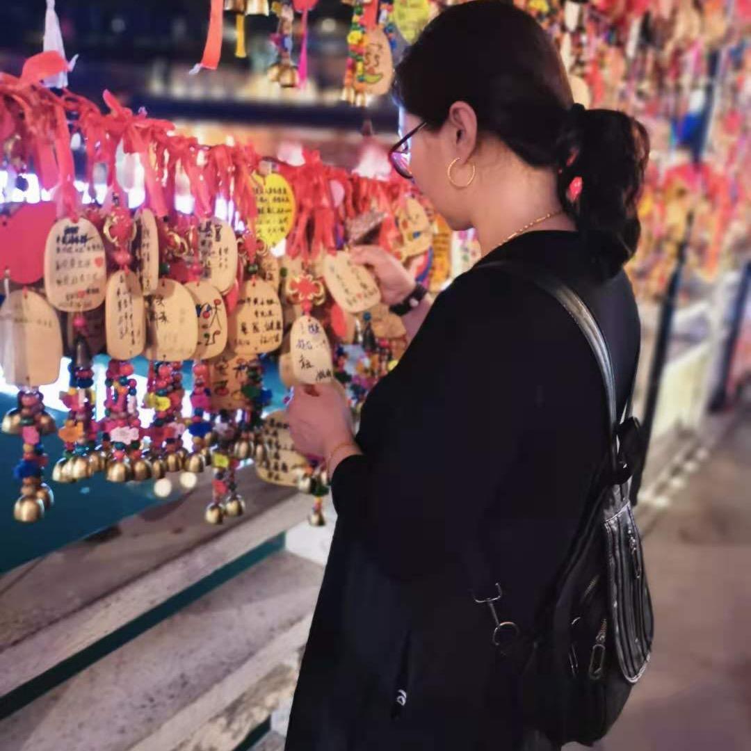 杨梅惜甜