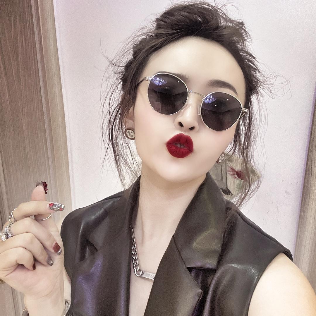 P.P盼盼👗👗