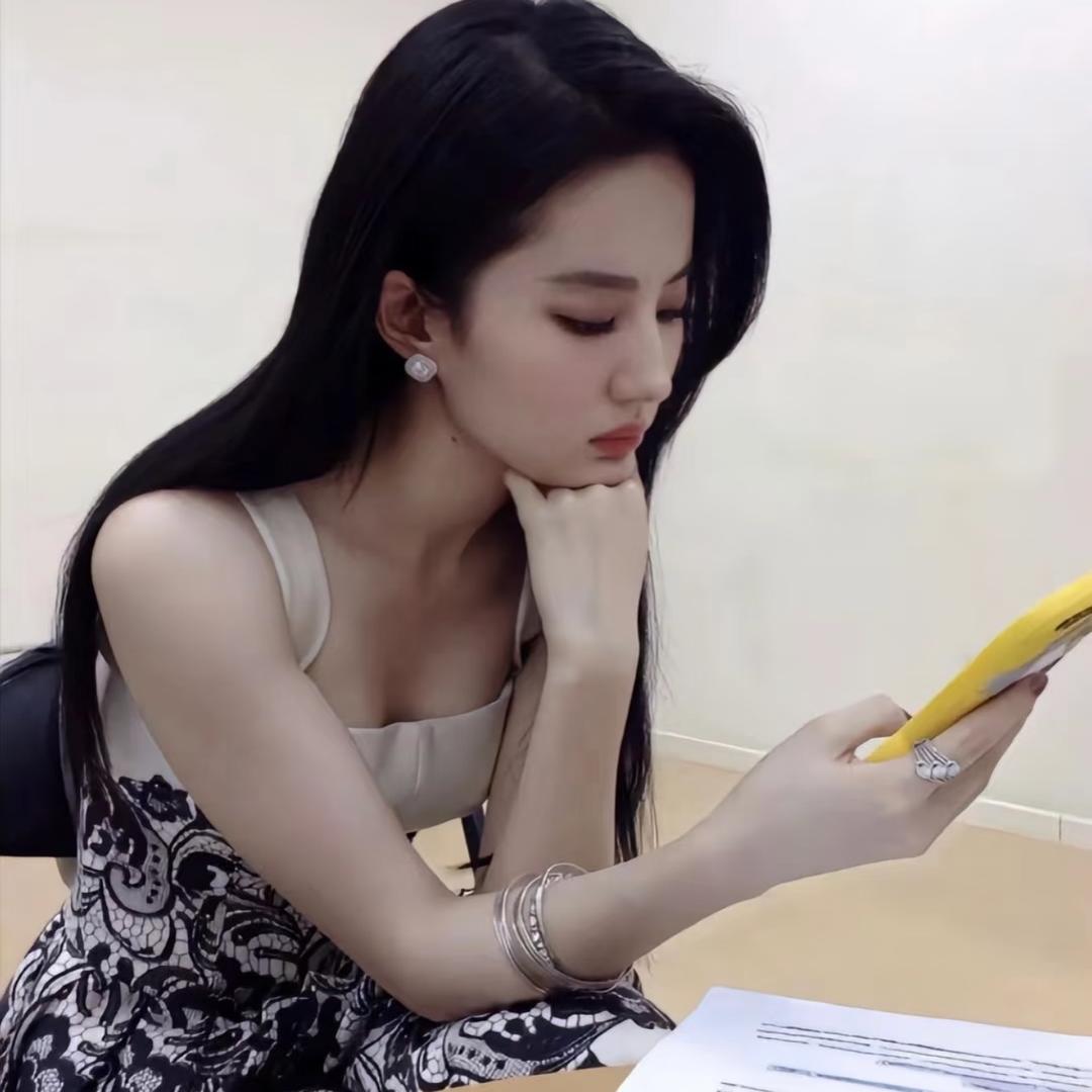 小小楚