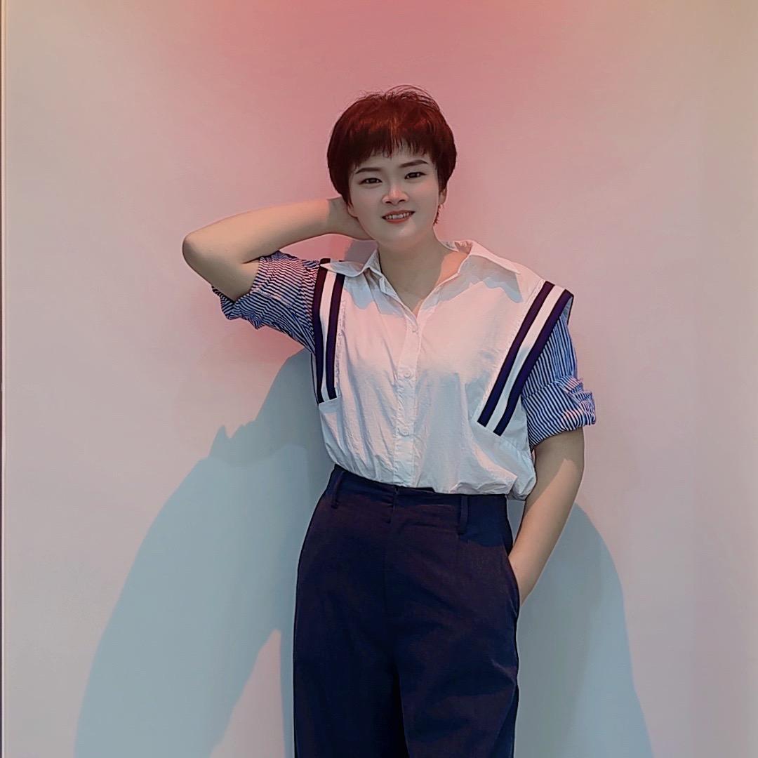 淮滨易居家具李红娟