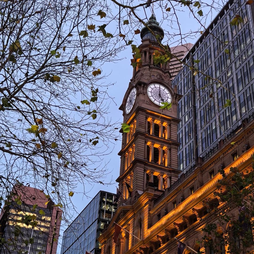 一枕清霜梦不成