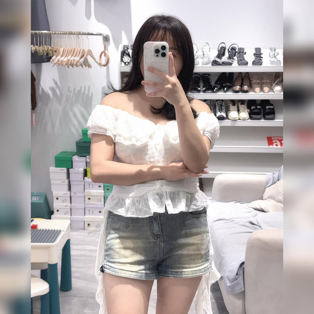 卖电动车的小姐姐