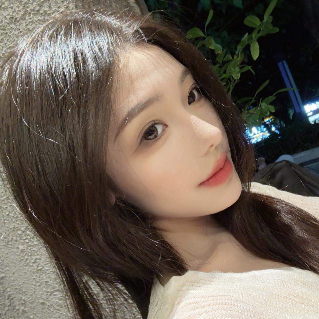 粉嫩小白莲
